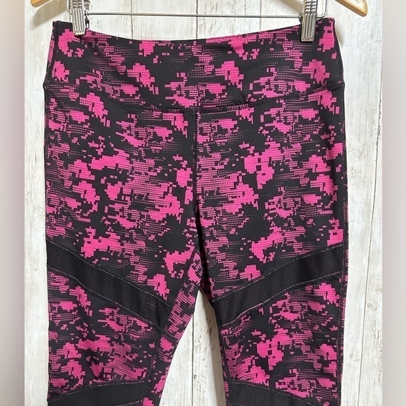 Reebok Cropped Leggings Size L - Picture 3 of 5